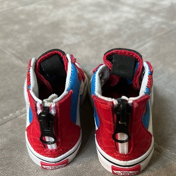 Vans Red High-Top Sneakers with Whimsical Design - Picture 2 of 10